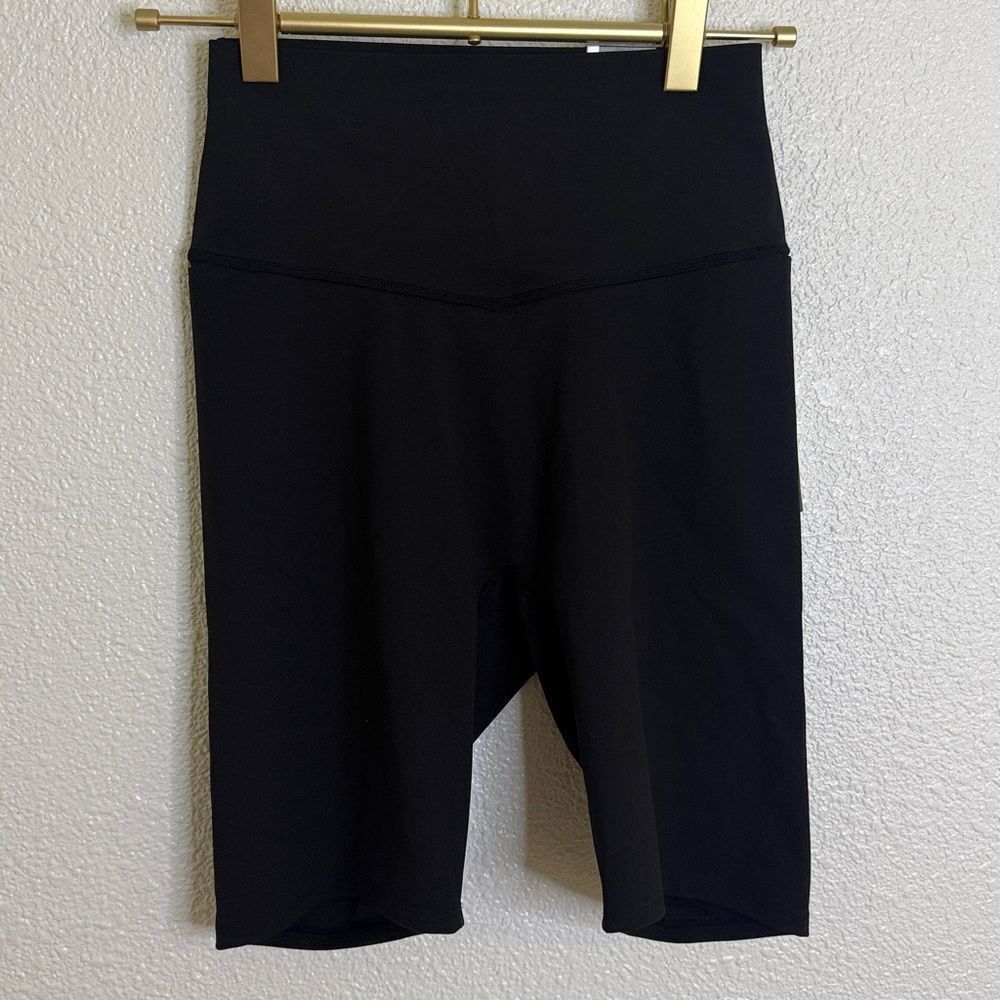 Victoria's Secret- Elevate Black Pocket Bike Shorts- medium